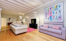 Farnese Charme - My Extra Home